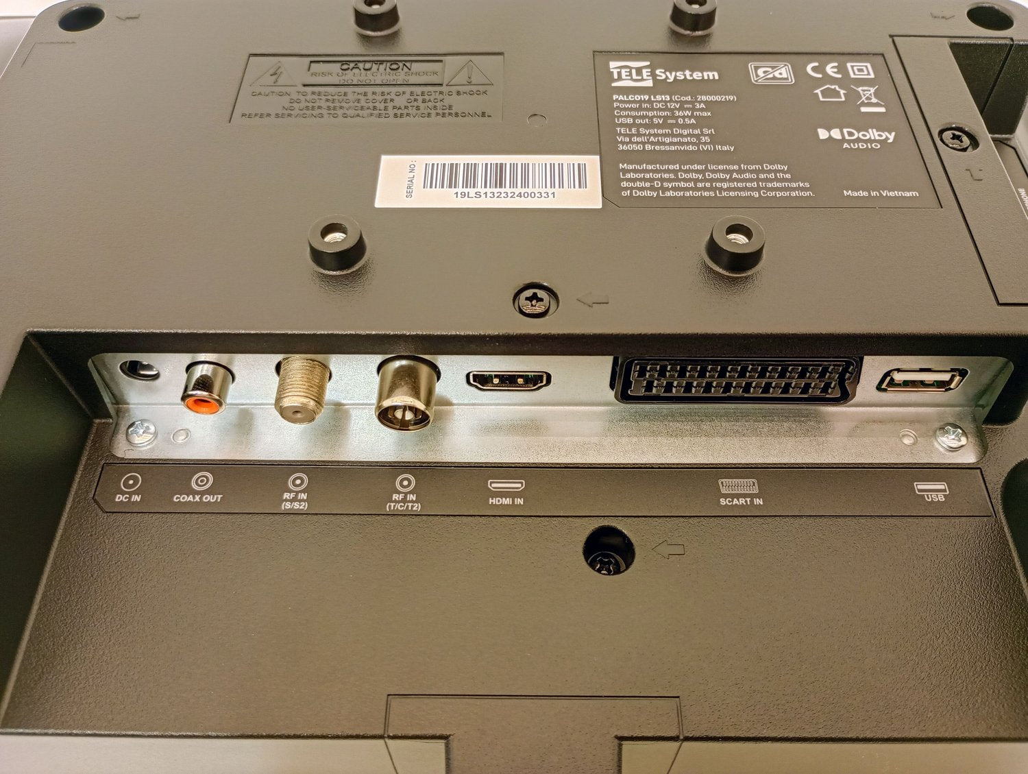 Full HD TV 19tum 12V DC 100-240V för båt husvagn husbil DVB-T2 DVB-S2 VESA 100x100 PALCO PALCO 19LS13