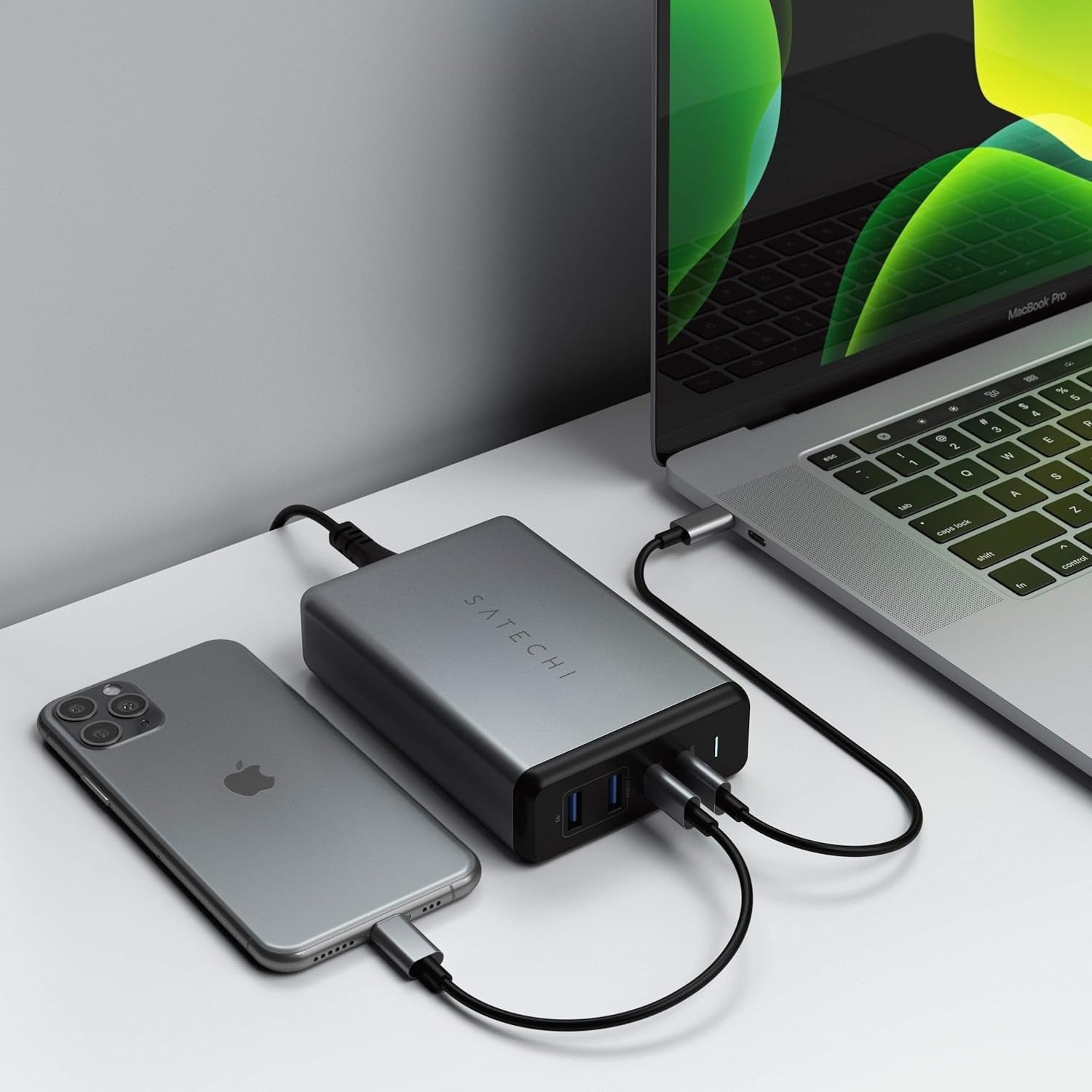 Satechi 108W Pro USB-C PD -pöytälatausasema – 2xUSB-C PD & 2xUSB A -porttia